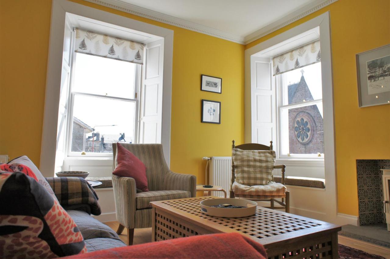 136 West Princes Street Хелънсбърг Екстериор снимка