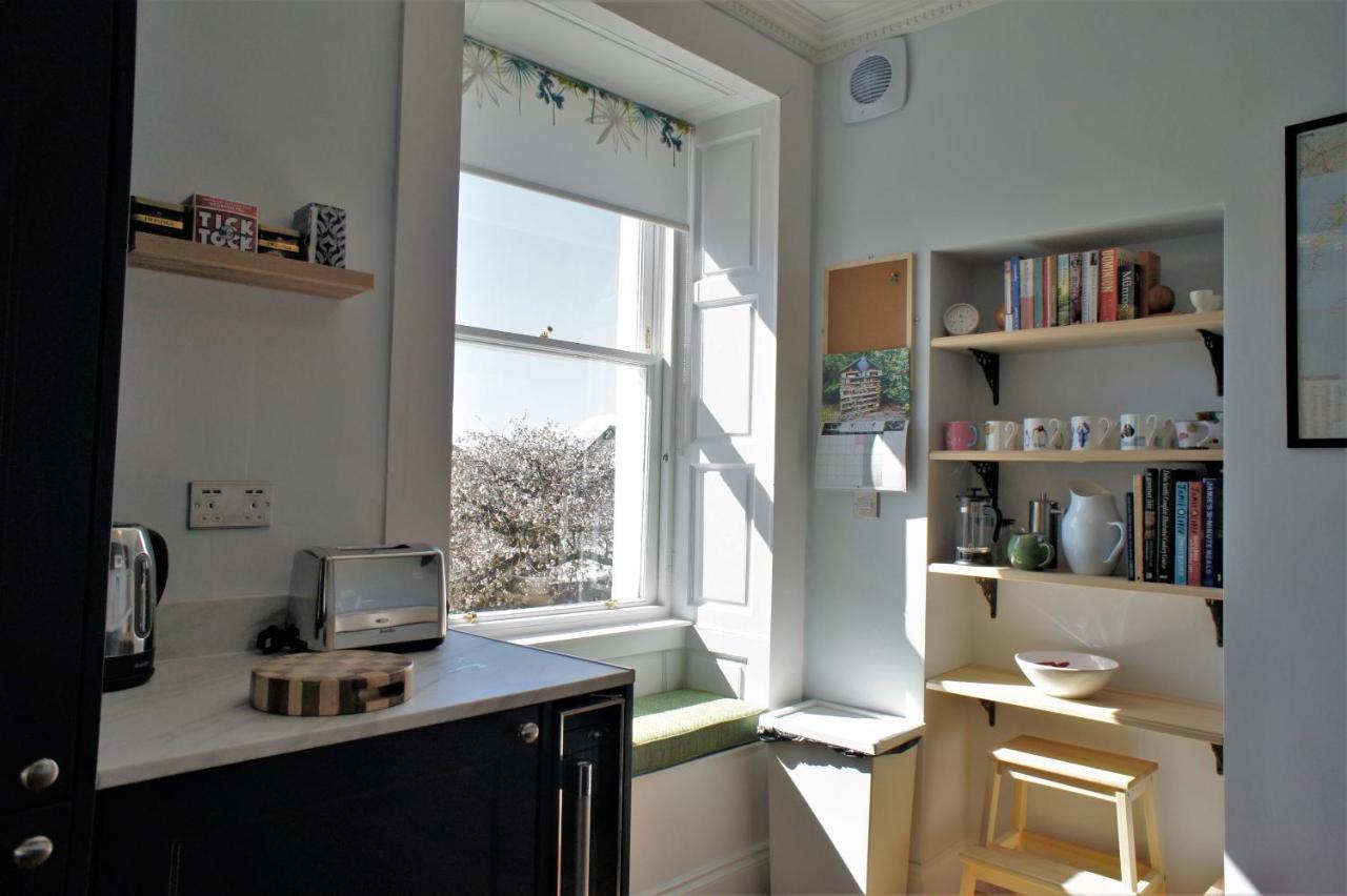 136 West Princes Street Хелънсбърг Екстериор снимка